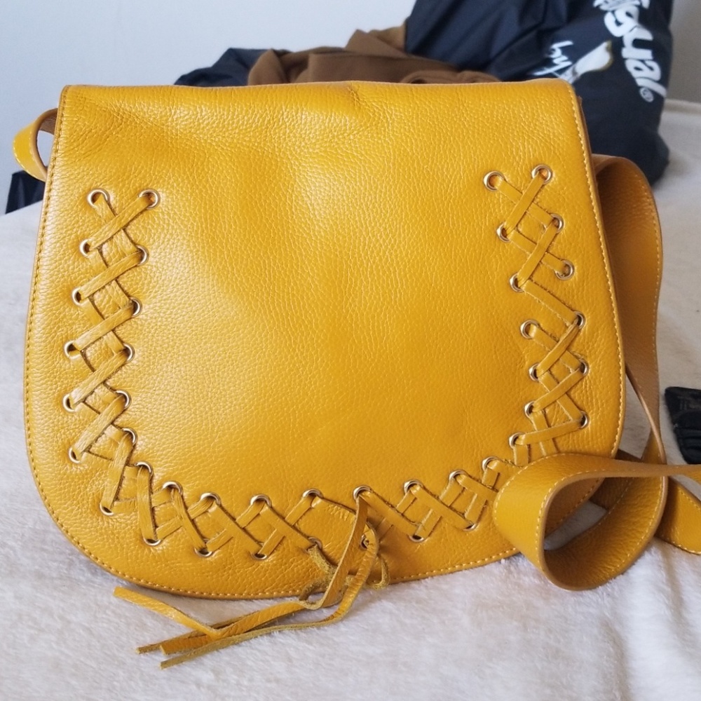 Violetta cross body leather bag